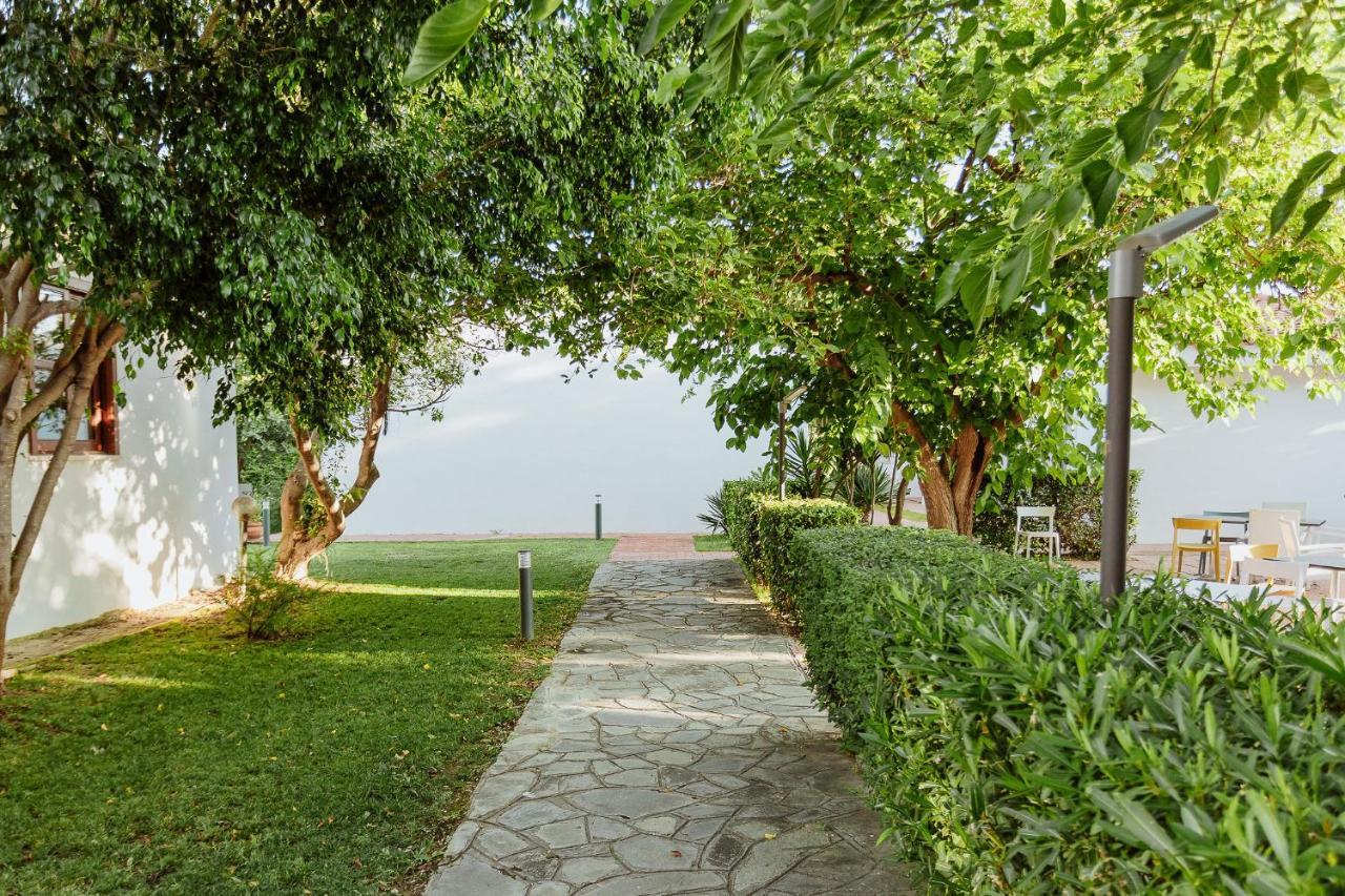 Resort Fior di Sardegna Posada  Esterno foto